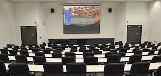 Classroom 1E Image
