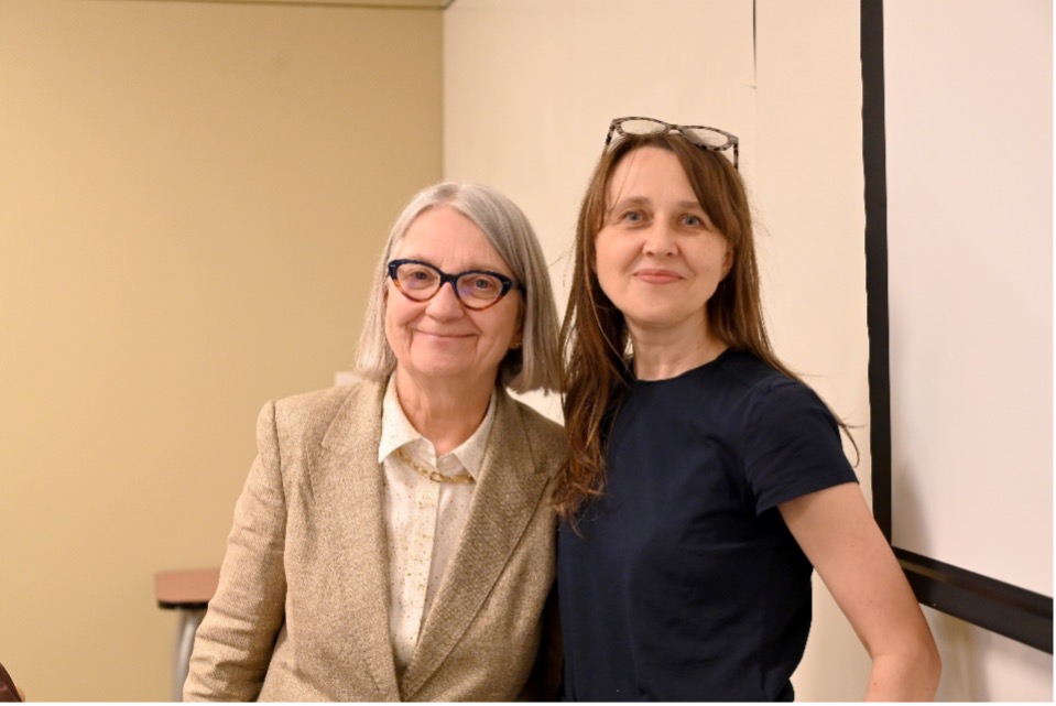 Mary Bartkus (R) and Magdalena Tulibacka